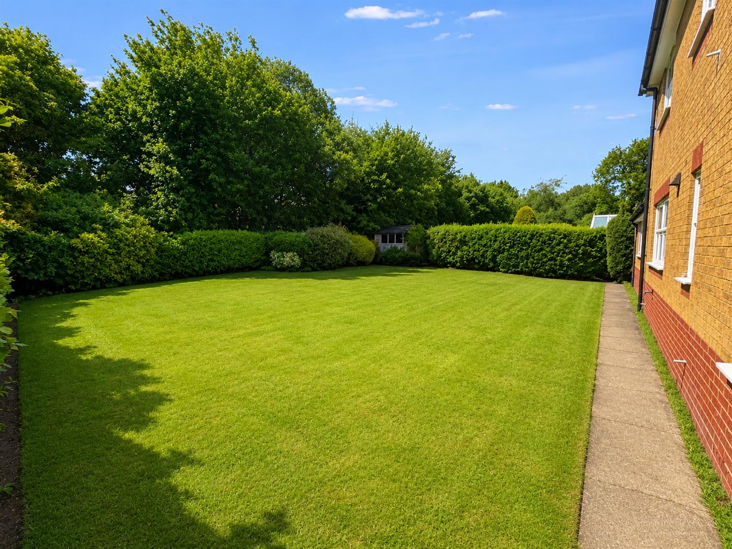 Meadowside, Tilehurst, Reading